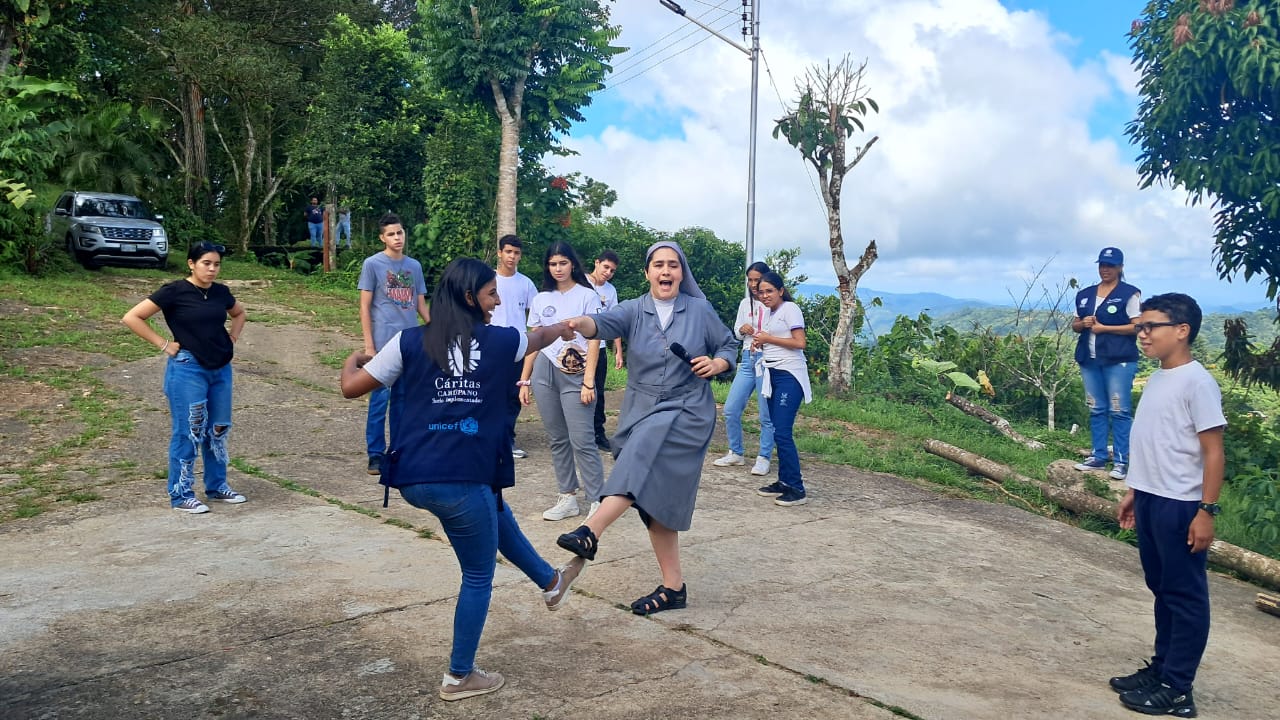 Acción comunitaria de protección y acompañamiento territorial con jóvenes